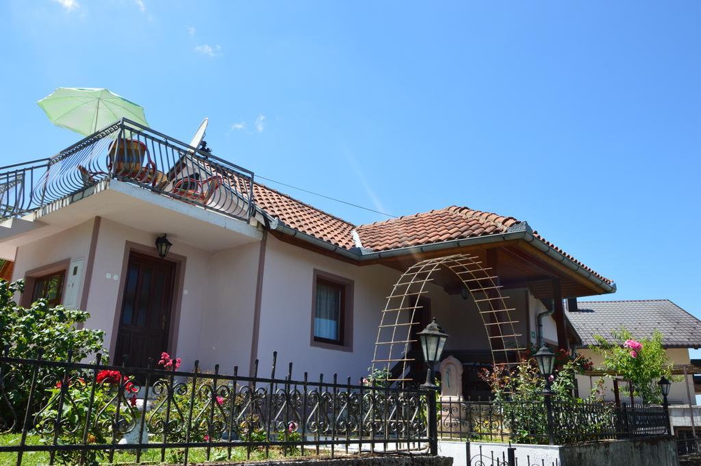 Resting House Oaza Villa บีฮัช ภายนอก รูปภาพ